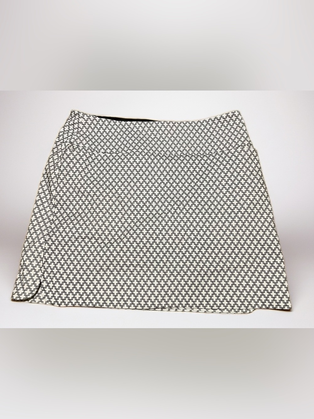 Black and White Geo-Print Mini Skirt